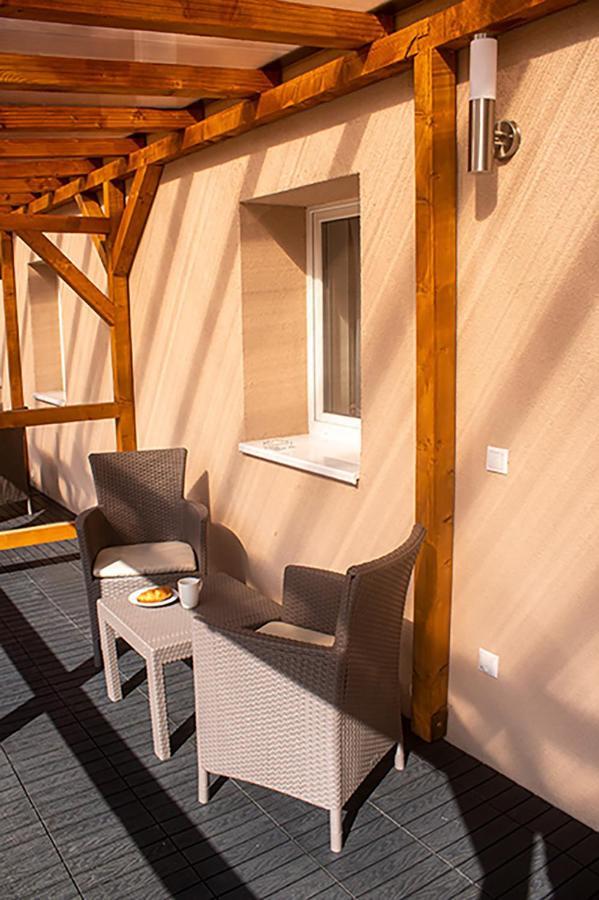 Sarvarlak Apartmanhaz Exterior photo